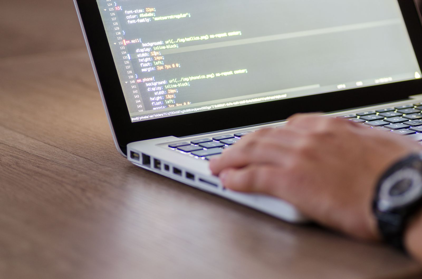 Computer Science Tutoring: From Beginner to Confident Programmer